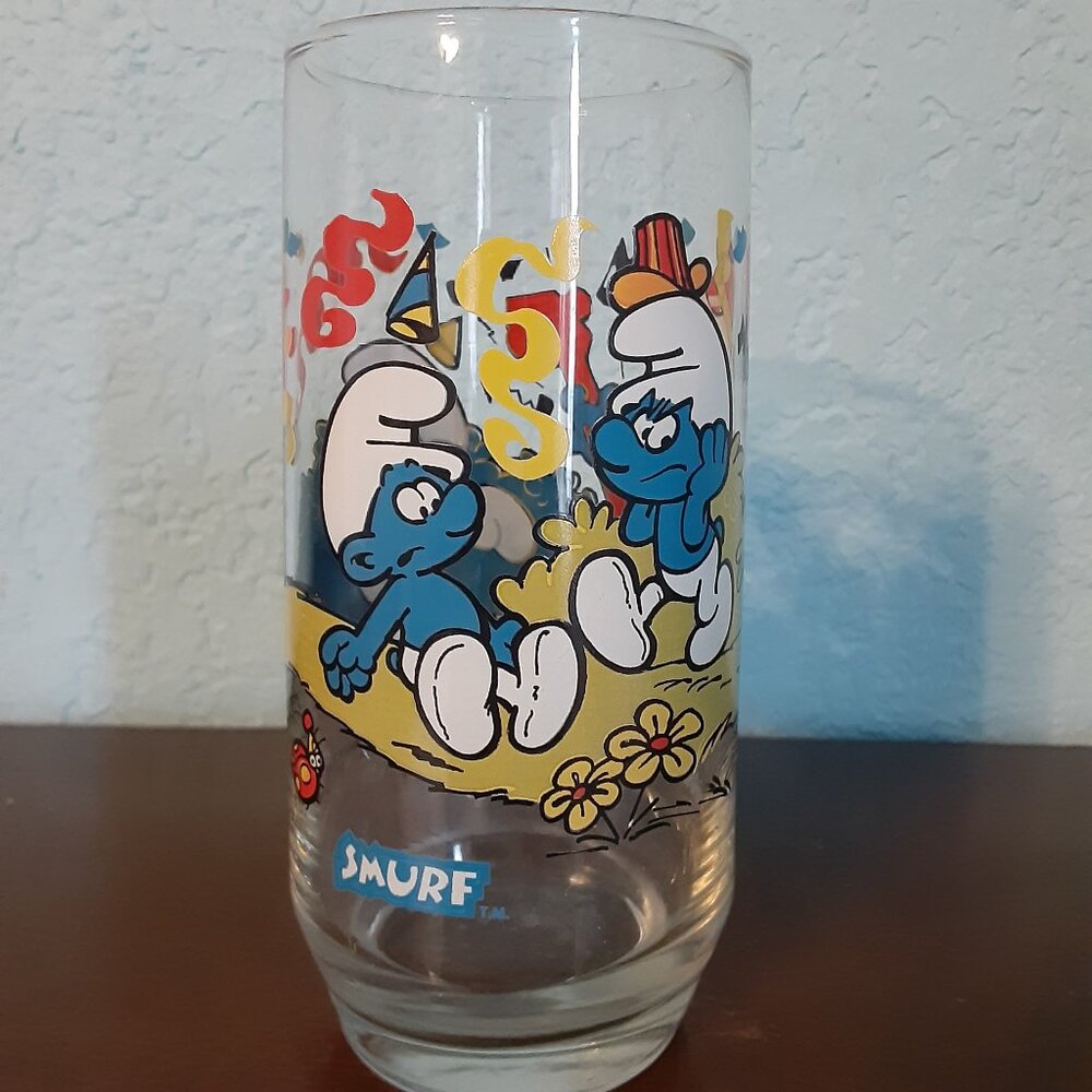 SMURFS DRINKING GLASS 1983 VINTAGE HARMONY SMURF PEYO COLLECTABLE
